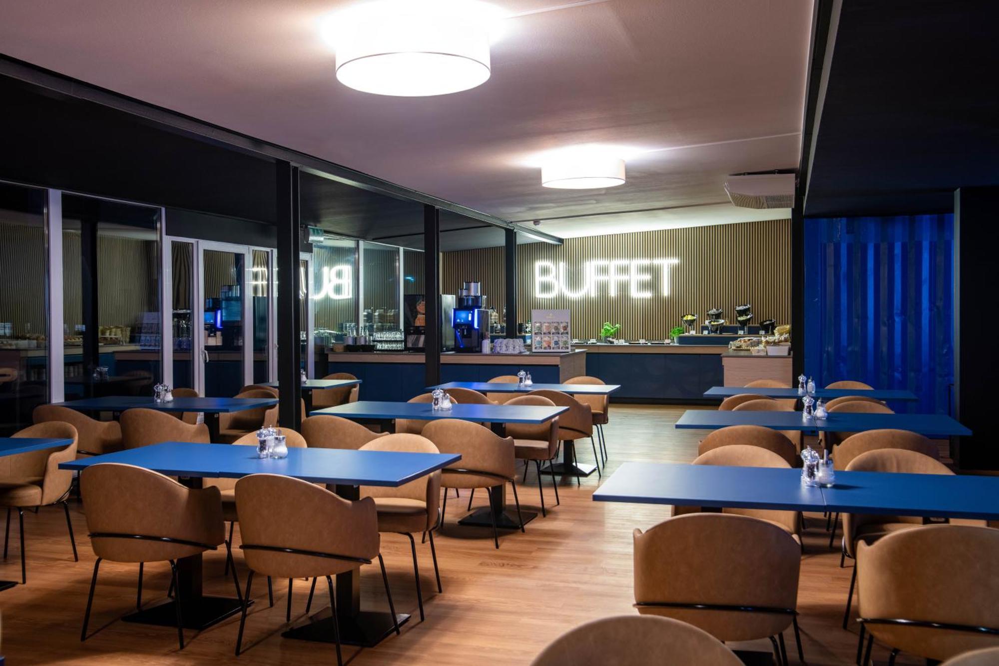 Beevillage Messehotel Hannover Laatzen Exterior foto