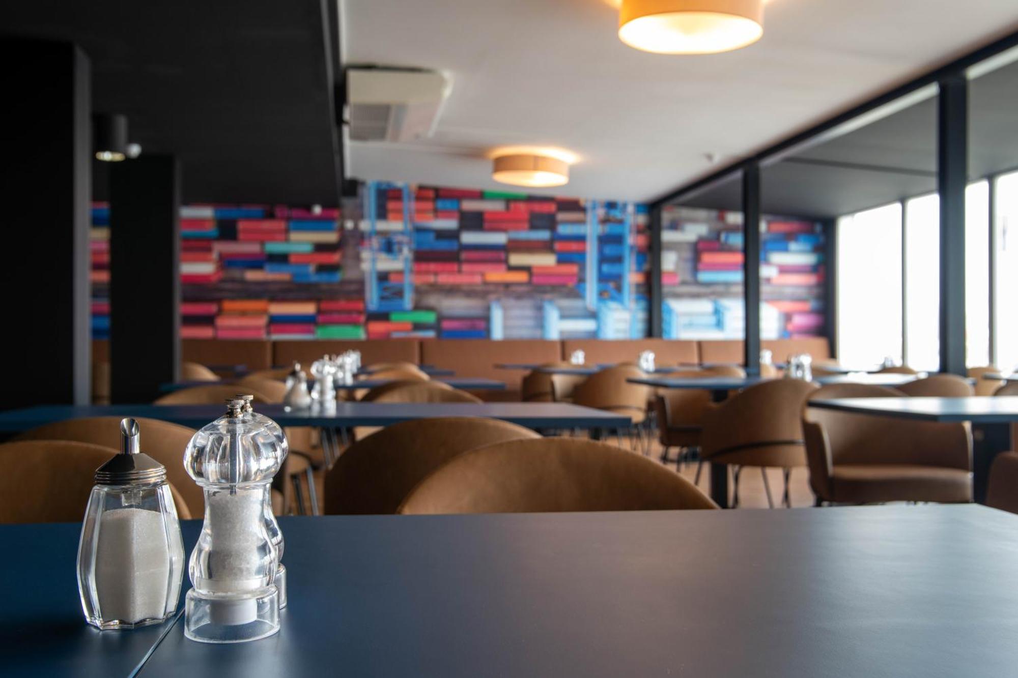 Beevillage Messehotel Hannover Laatzen Exterior foto